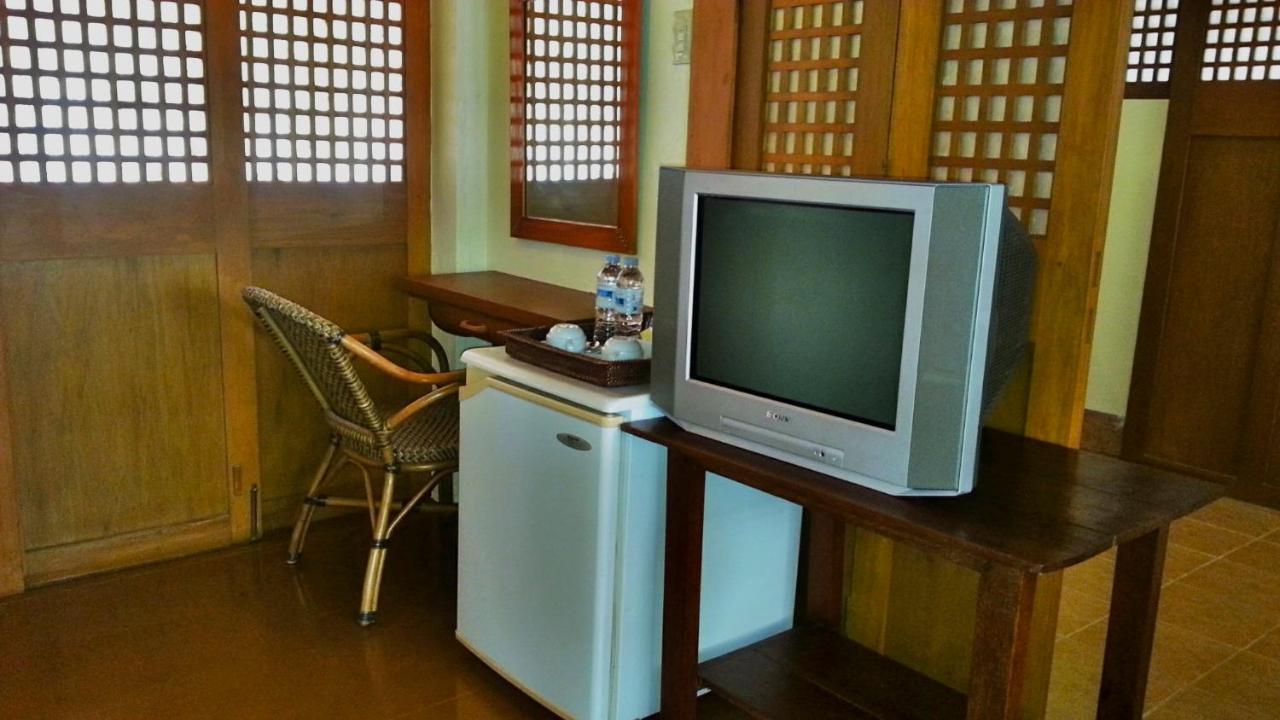 Resort Fridays Boracay